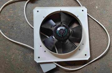 Ventilator groot beschikbaar voor biedingen