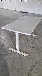 Bureau (wit) 160,-, Ophalen, Gebruikt, N.v.t., N.v.t.