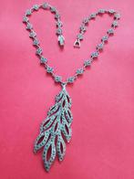 Prachtig Zilveren Collier met Markesietjes en Grote Pampel, Verzenden, Zilver, Ketting