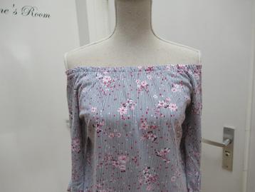 Off-shoulder top maat XS beschikbaar voor biedingen