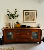 Massief Notenhouten dressoir, Huis en Inrichting, Kasten | Dressoirs, Ophalen, Gebruikt, 200 cm of meer, 25 tot 50 cm