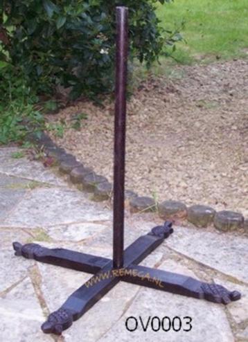 Didgeridoo standaard voor één didgeridoo, staand (demontabel beschikbaar voor biedingen