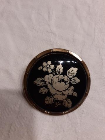 Vintage broche zwart met bloemen *eureka* beschikbaar voor biedingen