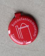Maastricht Bonnefanten Museum clipje, Verzamelen, Speldjes, Pins en Buttons, Gebruikt, Niet vindbaar, Niet vindbaar, Speldje of Pin
