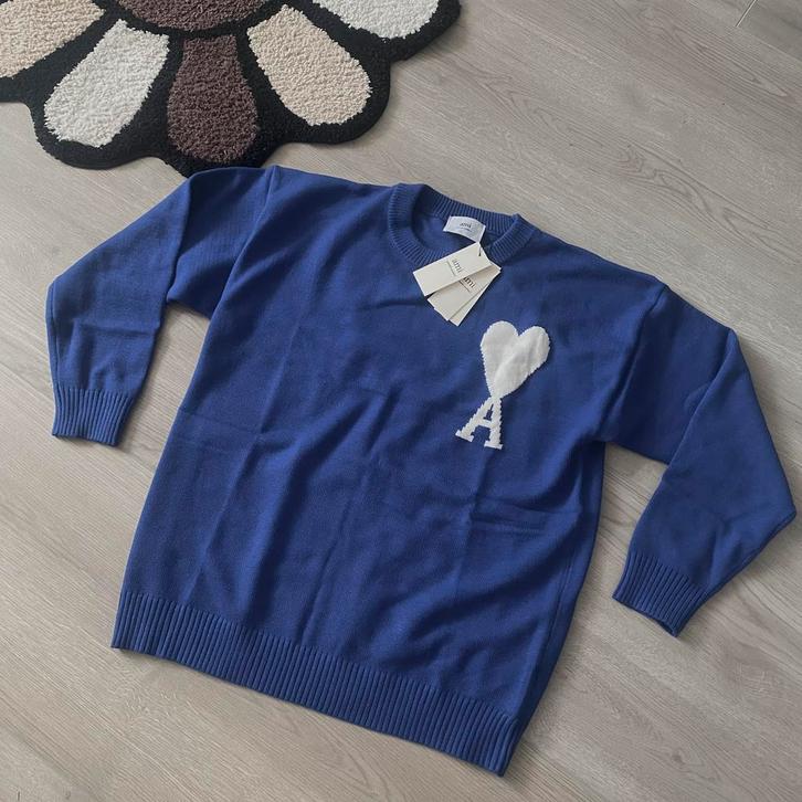Ami Paris sweater Blauw Maat M, Kleding | Heren, Truien en Vesten, Zo goed als nieuw, Maat 48/50 (M), Blauw, Ophalen of Verzenden