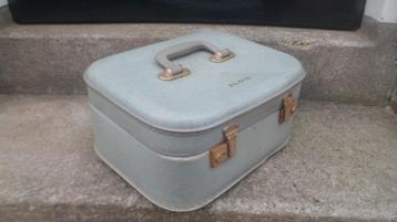 Vintage KOFFERTJE opbergkoffer 33 x 27 cm. grijs koffer beschikbaar voor biedingen