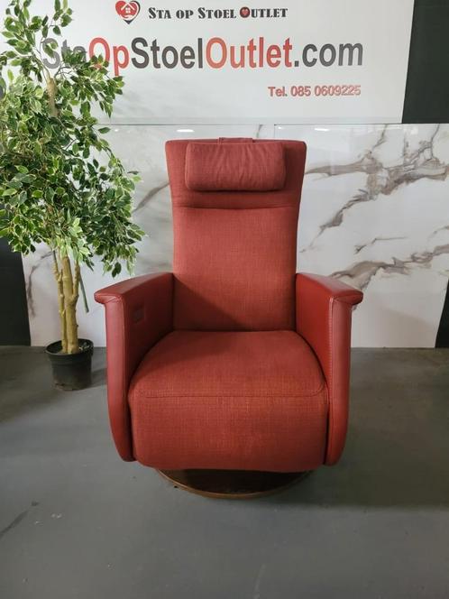 Sta op stoel Prominent Toscana op Accu Stof en Leder, Huis en Inrichting, Fauteuils, Zo goed als nieuw, Stof, 50 tot 75 cm, Minder dan 75 cm