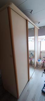 Kledingkast 3 deurs gratis op te halen, Huis en Inrichting, Kasten | Kledingkasten, Ophalen, Gebruikt, 50 tot 75 cm, 150 tot 200 cm
