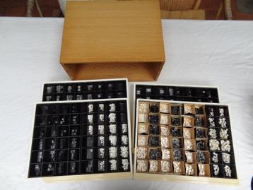 Lego Modulex cijfers en letters beschikbaar voor biedingen