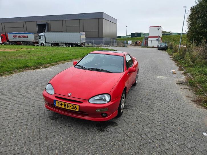Mazda MX-3 1.6 I 16V 1998 Rood, Auto's, Mazda, Particulier, MX-3, Airbags, Bluetooth, Elektrische buitenspiegels, Elektrische ramen
