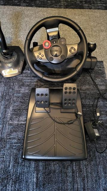 Logitech G27 Racing Wheel + WingMan Force 3D Joystick beschikbaar voor biedingen