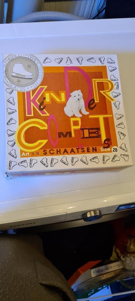 Kunstschaatsen schaatsen maat 28, Sport en Fitness, Schaatsen, Zo goed als nieuw, Kunstschaatsen, Overige merken, Ophalen of Verzenden