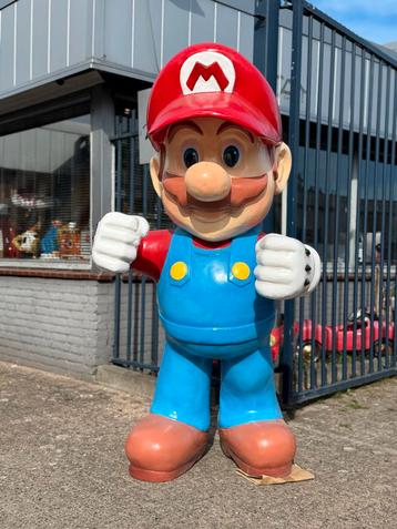 Mega Grote Mario Beeld Decoratie beschikbaar voor biedingen