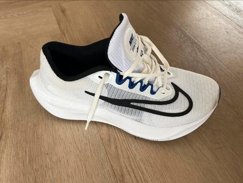 Nike Zoom Fly 5, hardloopschoen, maat 43, Sport en Fitness, Loopsport en Atletiek, Zo goed als nieuw, Hardloopschoenen, Hardlopen