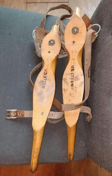Antieke "botjes" schaatsen brocante beschikbaar voor biedingen