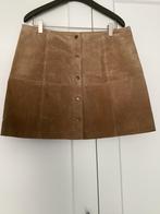 Beige suède drukknoop rok van Vera Moda maat XL(L), Vera Moda, Beige, Maat 42/44 (L), Ophalen of Verzenden