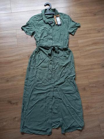Groene jurk Vero Moda *nieuw *
 beschikbaar voor biedingen