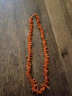 Bloedkoraal ketting met echt gouden slot, Ophalen of Verzenden, Goud, Ketting
