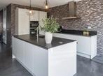 Hoogglans witte keuken met spoeleiland, Huis en Inrichting, Keuken | Complete keukens, Ophalen, Gebruikt, Wit, Overige typen