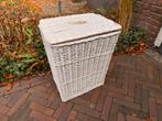 Rieten mand met deksel wit, Huis en Inrichting, Woonaccessoires | Kisten, Ophalen, Minder dan 50 cm, Gebruikt, Minder dan 50 cm