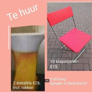 2 statafels en 10 rode klapstoelen te huur beschikbaar voor biedingen