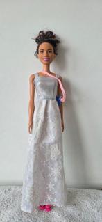 Mooie Fashion Doll met Jurk, Ophalen, Zo goed als nieuw, Fashion Doll