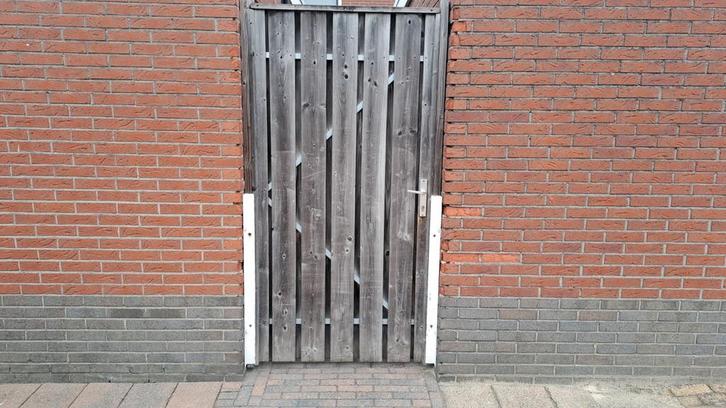 Te koop poort ., Tuin en Terras, Tuinhekken en Hekwerk, Gebruikt, Hout, Ophalen