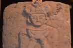 Terracotta gevelsteen Majapahit O. Java 13e - 15e eeuw, Ophalen of Verzenden