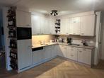 Mooie hoek keuken, Huis en Inrichting, Keuken | Complete keukens, Gebruikt, Hoekkeuken, Ophalen of Verzenden, Composiet