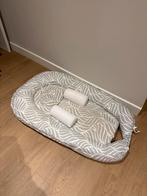 Babynestje zachtgrijs wit + kussentjes, Ophalen, Gebruikt, Overige typen