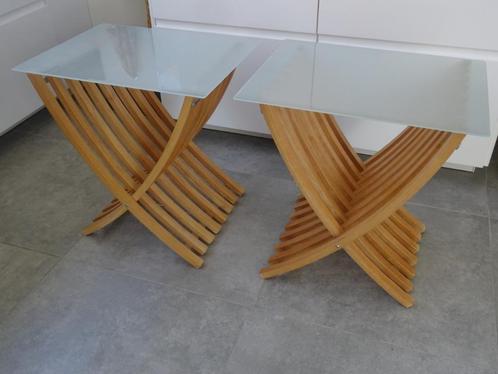 ikea tafel bijzettafel design Ekeberg nachtkastjes 2 voor 35, Huis en Inrichting, Tafels | Bijzettafels, Gebruikt, Overige vormen