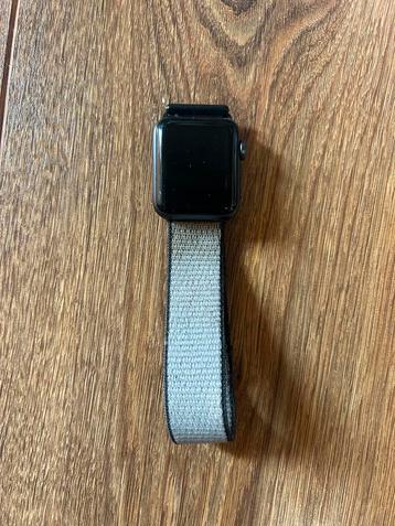 Apple Watch Series 3 Nike+ 38 mm beschikbaar voor biedingen