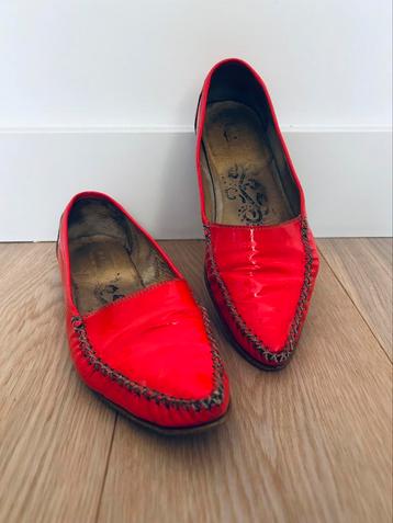 Moccasins lakleer fluor roze beschikbaar voor biedingen
