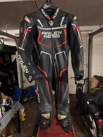 Arlen Ness 1 delig racepak maat 60 kangoeroe leder beschikbaar voor biedingen