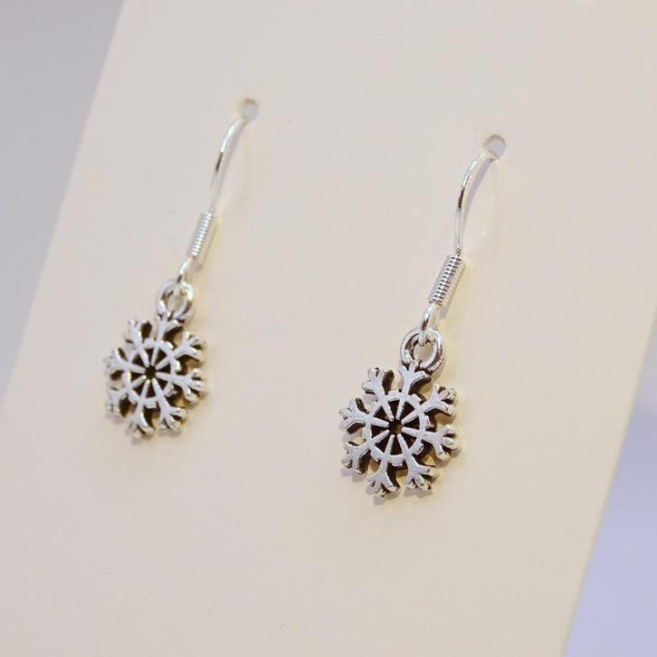 Sneeuwvlok oorbellen, Sieraden, Tassen en Uiterlijk, Oorbellen, Nieuw, Hangers, Overige materialen, Verzenden