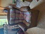 Mooie riete robuuste fauteuil, Ophalen, Zo goed als nieuw