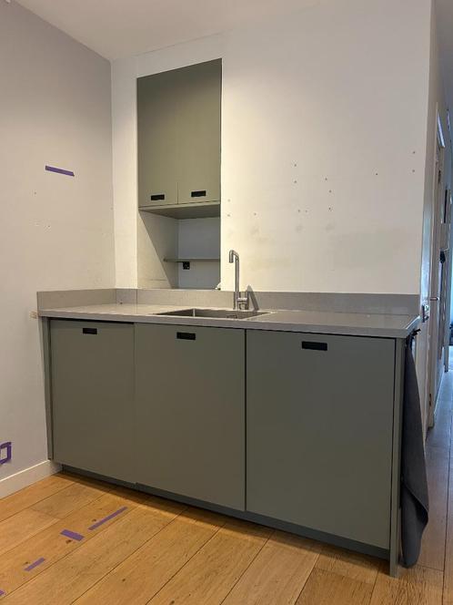 Composiet werkbladen - keukenblad met spoelbak en kraan, Huis en Inrichting, Keuken | Keukenelementen, Gebruikt, Minder dan 100 cm
