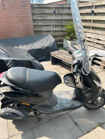 Zip 50cc evt ruilen voor 2T beschikbaar voor biedingen
