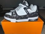 Louis Vuitton Sneakers, Overige kleuren, Nieuw, Ophalen of Verzenden, Sneakers of Gympen