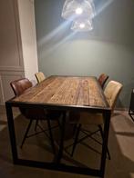 Houten Eettafel met 4 Stoelen + TV-kast en Salontafel, Huis en Inrichting, Tafels | Eettafels, Ophalen, Gebruikt, Rechthoekig