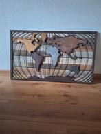 Wereldkaart van Hout met metaal., Huis en Inrichting, Woonaccessoires | Wanddecoraties, Zo goed als nieuw, Ophalen