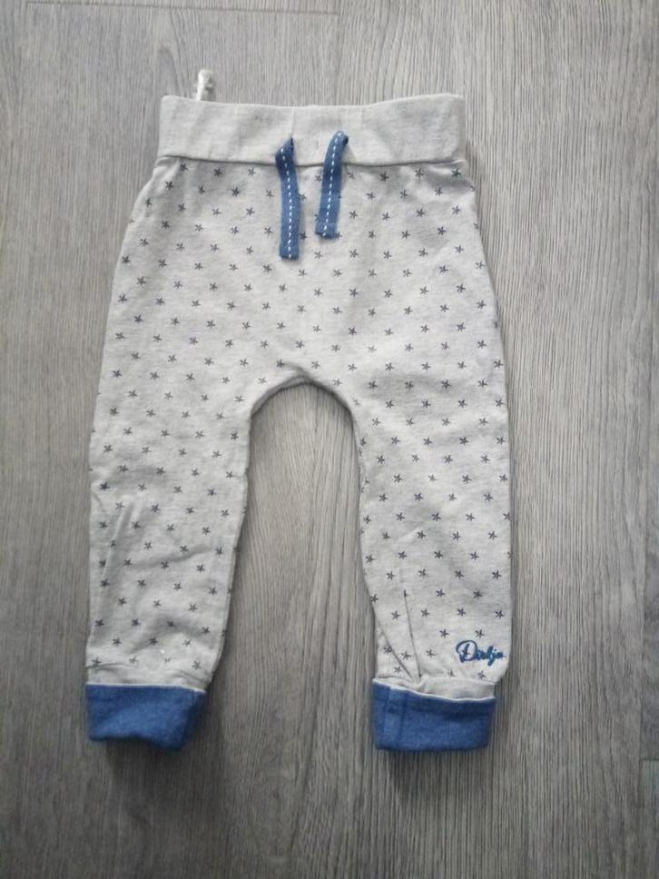 broekje van het merk dirkje 74, Kinderen en Baby's, Babykleding | Maat 74, Zo goed als nieuw, Jongetje, Broekje, Ophalen of Verzenden