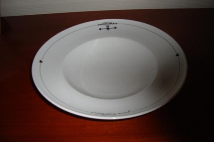 Diepe borden Mickey servies, Huis en Inrichting, Keuken | Servies, Nieuw, Bord(en), Overige stijlen, Overige materialen, Ophalen of Verzenden