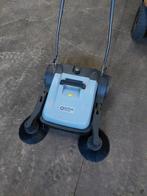 Veegmachine  merk Nilfisks, Tuin en Terras, Veegmachines, Ophalen of Verzenden
