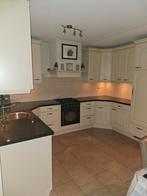 Mooie  en nette u-vorm keuken, Huis en Inrichting, Keuken | Complete keukens, Ophalen, Gebruikt, U-keuken, Graniet of Steen