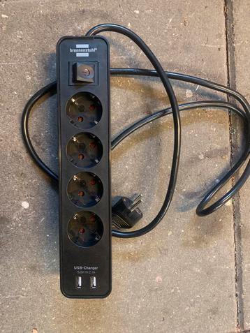 Brennenstuhl stekkerdoos met USB beschikbaar voor biedingen