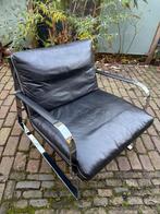 Conform Shabby Fauteuil zwart leer mooie staat, Huis en Inrichting, Fauteuils, Ophalen, Modern Design Tijdloos Vintage Klassiek Industrieel Loungen