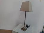 mooie design tafel chroom vierkanten voet wit ecru kap, Huis en Inrichting, Lampen | Tafellampen, Ophalen of Verzenden, Zo goed als nieuw