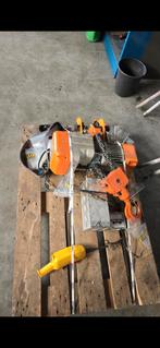Electrische takel 1 ton, Doe-het-zelf en Verbouw, Lieren en Takels, Ophalen, Zo goed als nieuw