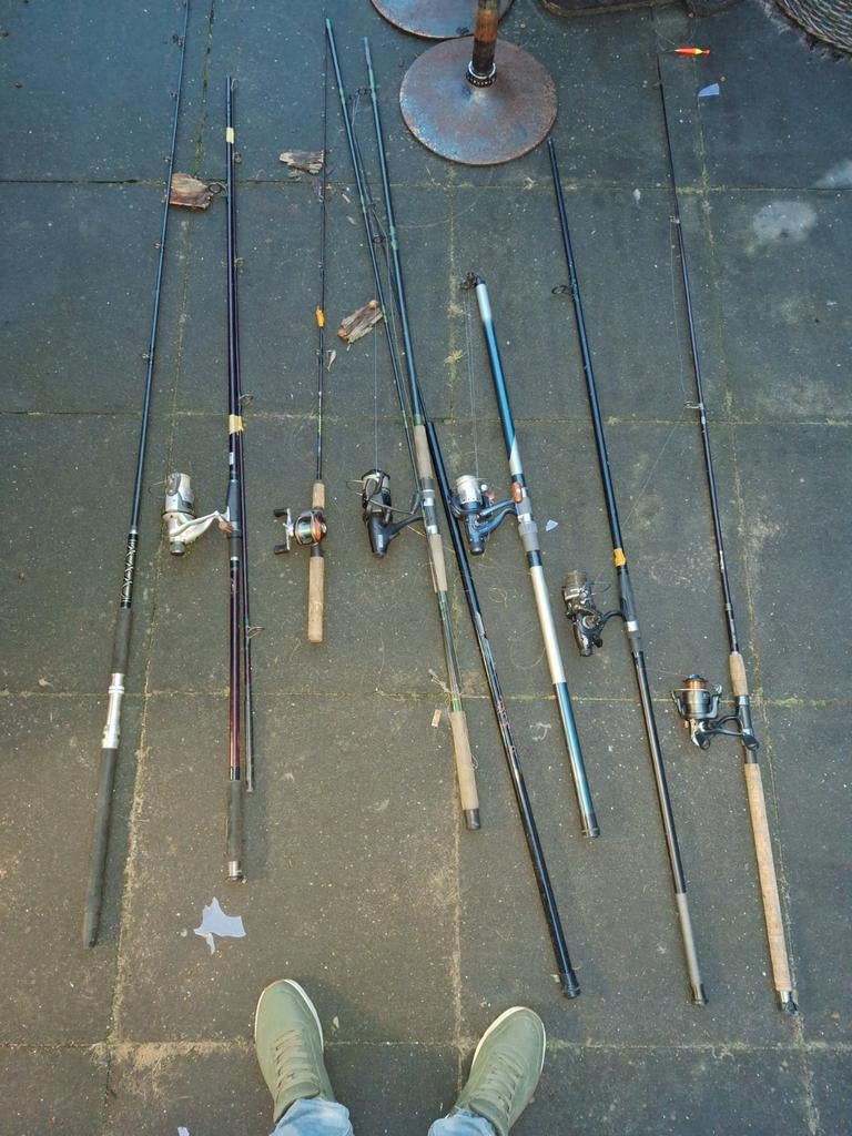 Vishengel verzameling - 17 hengels, 13 molens, 2 netten, Ophalen of Verzenden, Zo goed als nieuw, Complete set